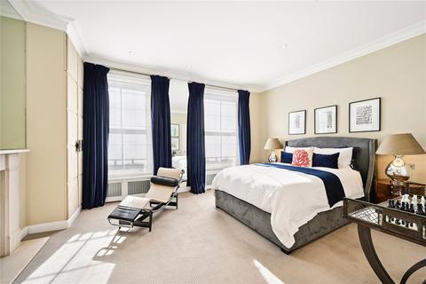 4 bedroom end of terrace house to rent, Paultons Street, Chelsea, London, SW3