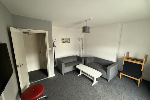 4 bedroom flat to rent, Arboretum NG7