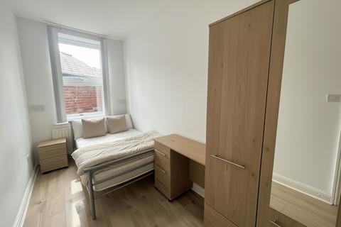 1 bedroom flat to rent, a Peveril Street - Room 3, Arboretum NG7