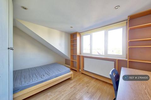 4 bedroom flat to rent, Kingston Central, Kingston Upon Thames, KT2