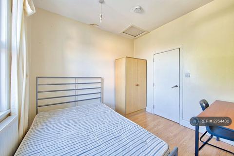 undefined, Kingston Central, Kingston Upon Thames, KT2