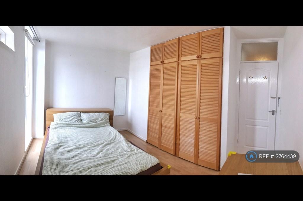 Master Bedroom Photo 4