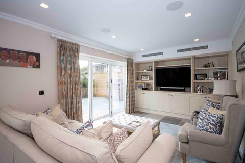 6 bedroom detached house for sale, Shire Lane, Chorleywood, WD3