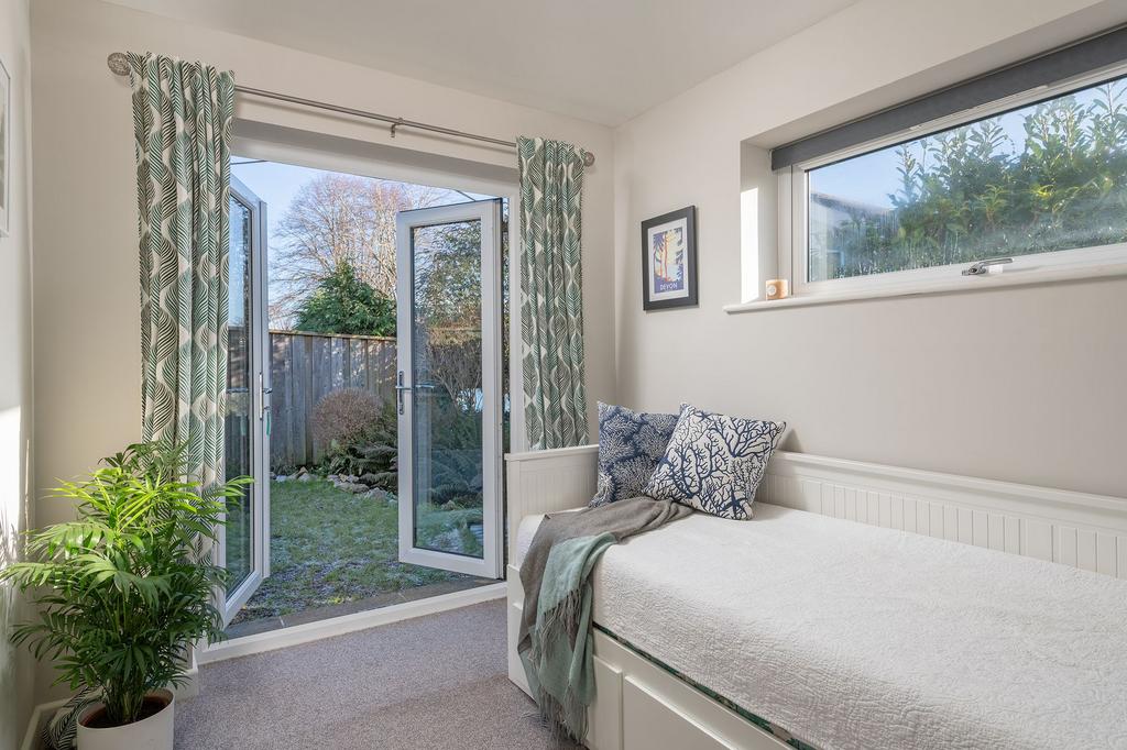 Bedroom 3 Little Hayes, Stoke Gabriel