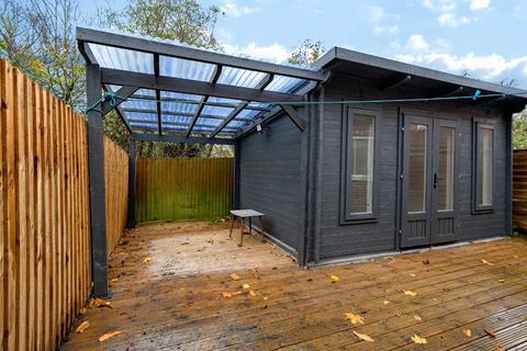 5 bedroom end of terrace house for sale, Hospital Way, London, SE13