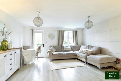 undefined, Neale Drive, Buntingford SG9