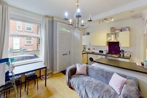 3 bedroom terraced house to rent, Granby Grove, Headingley, Leeds, West Yorkshire
