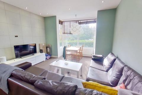 5 bedroom terraced house to rent, Graham Street, Burley, Leeds, West Yorkshire