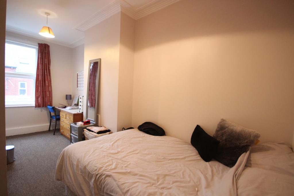 IMG1147-4.jpg