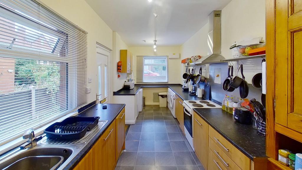 Hartley-ave-kitchen-1