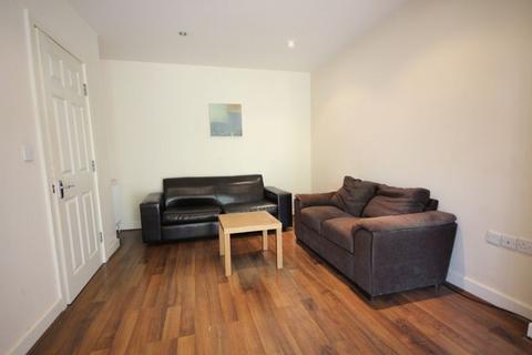 4 bedroom house to rent, Grimthorpe Place, Headingley, Leeds, West Yorkshire