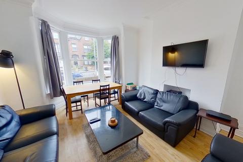 Estcourt Avenue, Headingley, Leeds, West Yorkshire