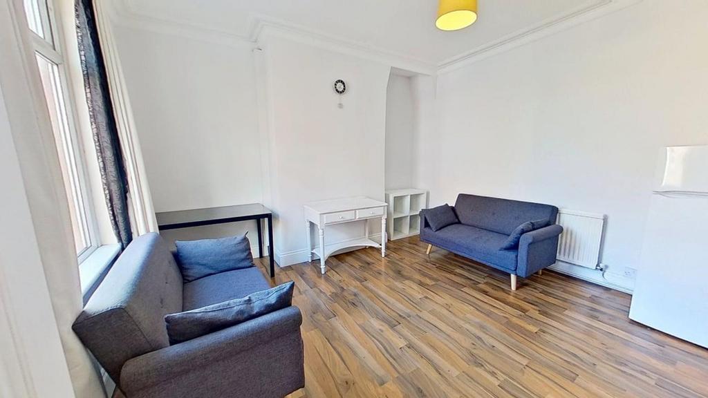 Kelsall-Terrace-09292025 100707