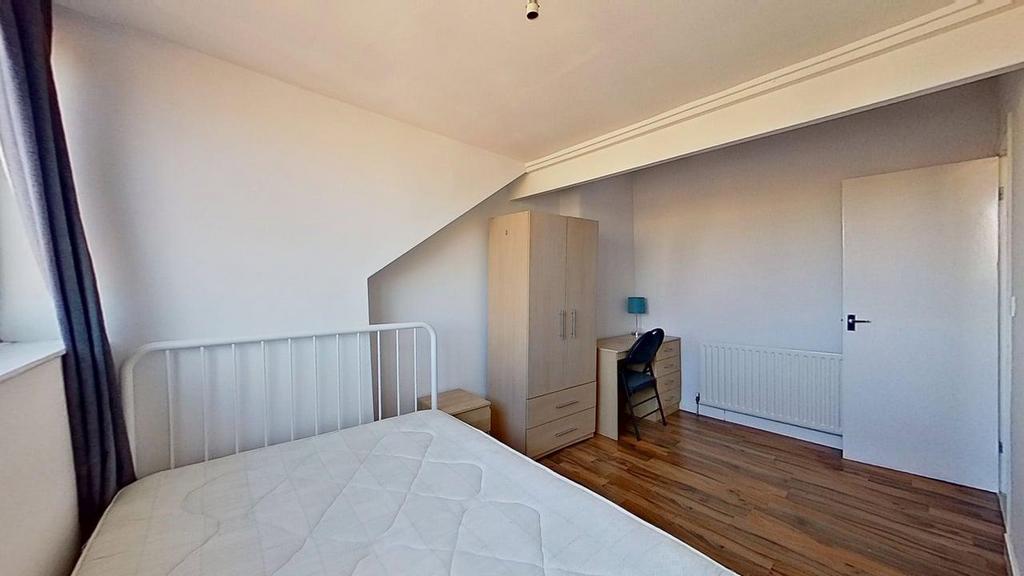 Kelsall-Terrace-09292025 101813
