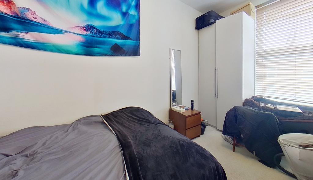 7-graham-street-bedroom.jpg