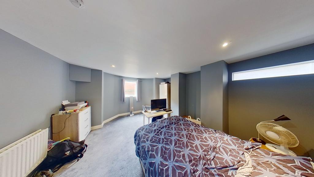 Estcourt-avenue-12192023171050
