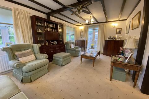 2 bedroom park home for sale, Knightcrest Park, Milford Road, Everton, Lymington, Hampshire
