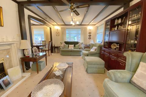 2 bedroom park home for sale, Knightcrest Park, Milford Road, Everton, Lymington, Hampshire