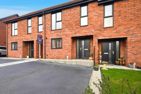 3 bedroom terraced house for sale, Blackthorn Way, Pilsley, Chesterfield
