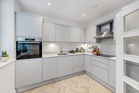 4 bedroom terraced house for sale, Overton Place, Stanmore, HA7