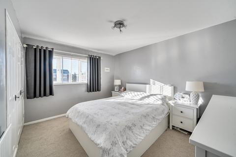 undefined, Kingswood Avenue, Park North, Swindon, SN3