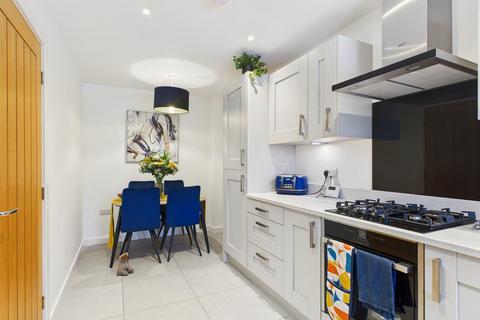3 bedroom end of terrace house for sale, 1 Black Edge Close, Dove Holes