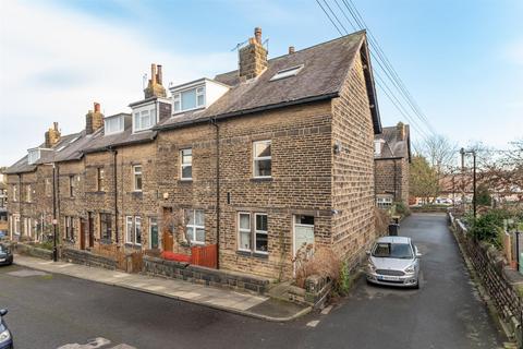3 bedroom end of terrace house for sale, Granville Place, Otley LS21