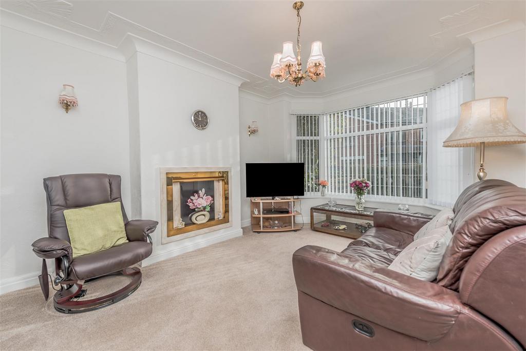 Living Room: