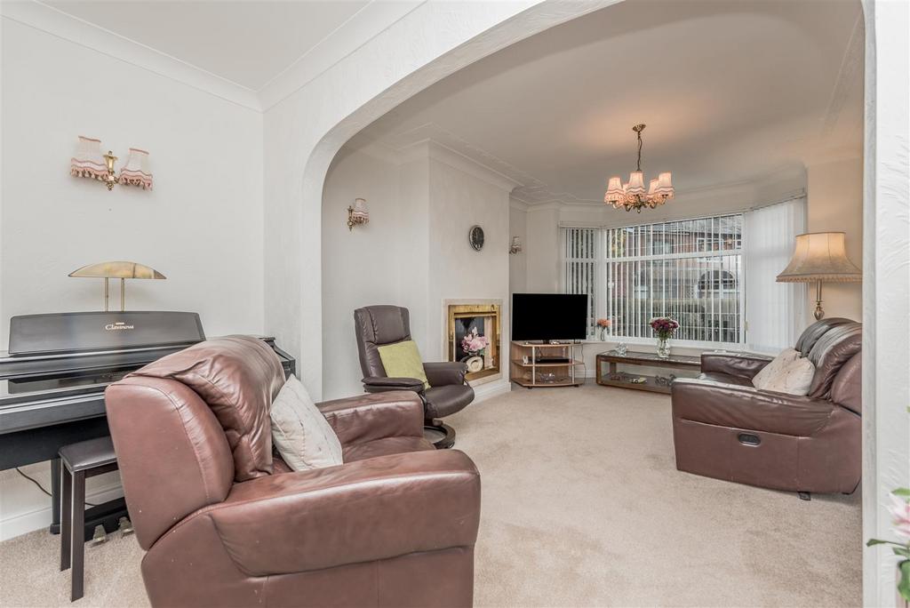 Living Room: