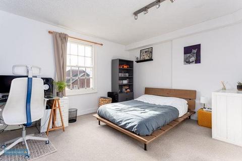 undefined, High Street, Somerset TA21