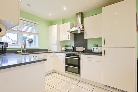 4 bedroom detached house for sale, Folly Lane, Hockley SS5