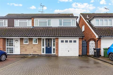 4 bedroom semi-detached house for sale, Ozonia Way, Wickford, Essex, SS12