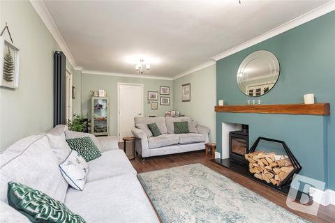 4 bedroom semi-detached house for sale, Ozonia Way, Wickford, Essex, SS12