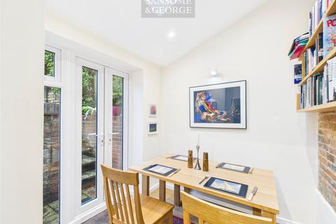 undefined, Swan Street, Kingsclere, Newbury, Hampshire, RG20