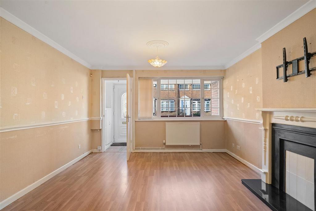 Living Room1.jpg