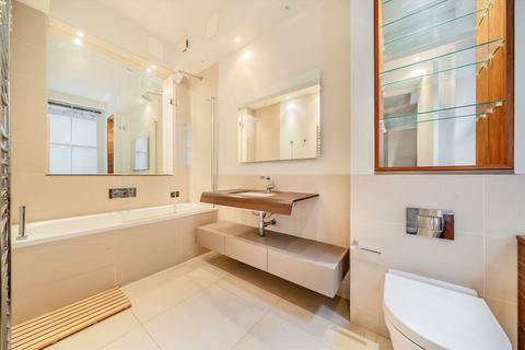 2 bedroom flat to rent, Palace Court, London W2