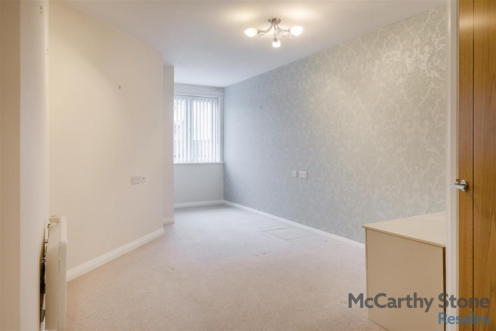 8676192-interior06.jpg