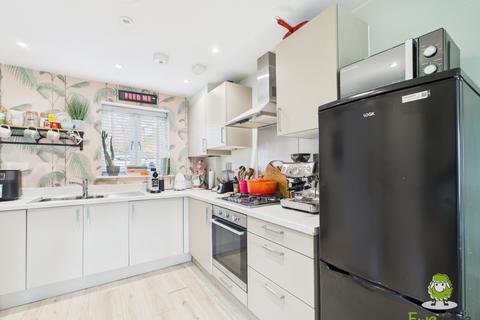 1 bedroom ground floor flat for sale, Basilica Court, 18 Denarii Drive, Chineham, Basingstoke, Hampshire, RG24