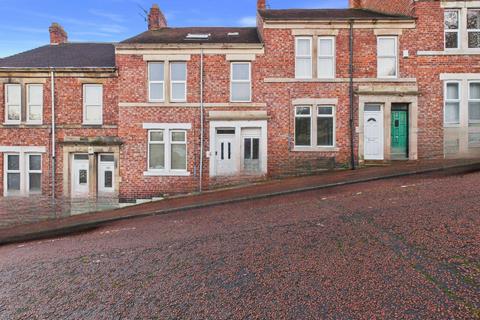 3 bedroom flat for sale, Moore Street, Gateshead, NE8