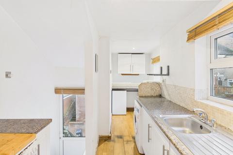 3 bedroom flat for sale, Moore Street, Gateshead, NE8