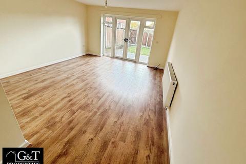 3 bedroom terraced house for sale, Parkes Hall Road, Dudley