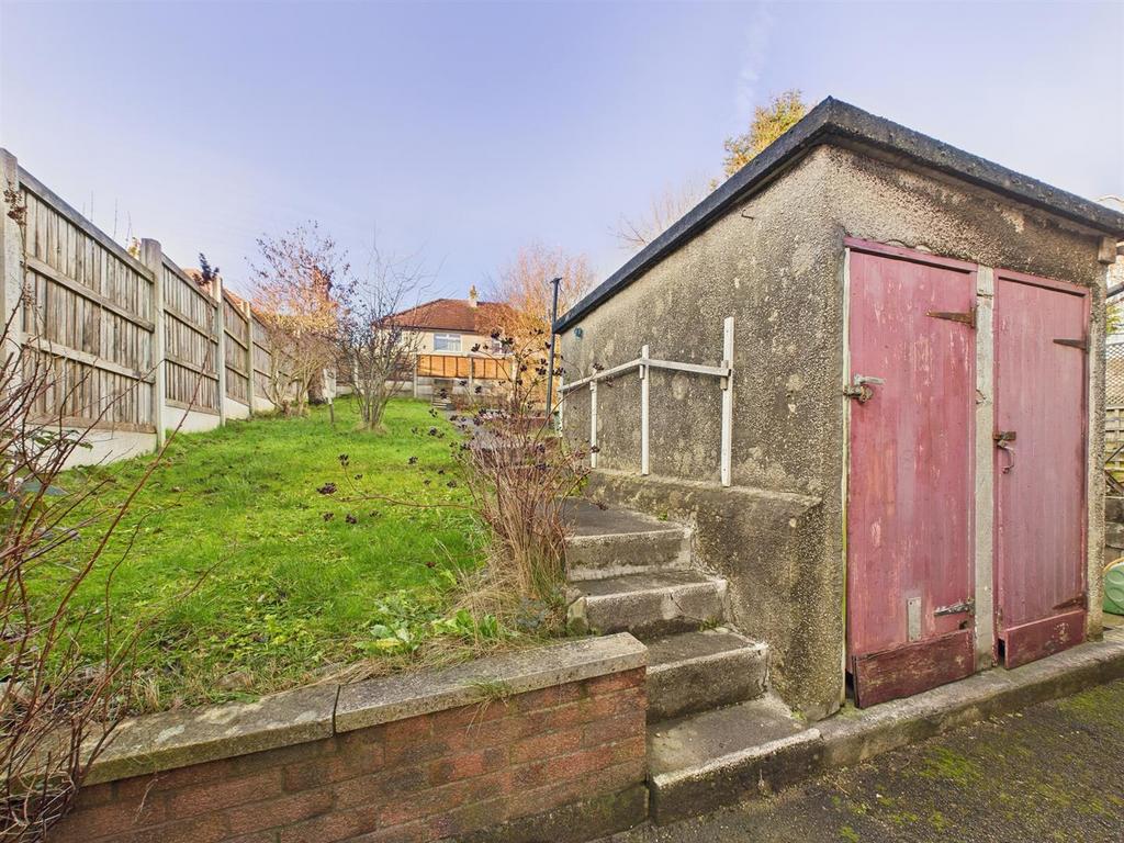 Storge sheds
