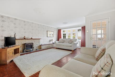 4 bedroom detached house for sale, Leaway, Billericay, CM12
