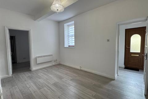 2 bedroom ground floor flat for sale, Linton, Bromyard
