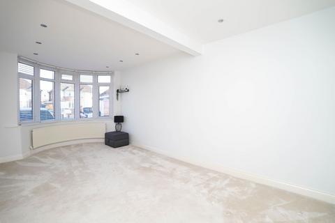 3 bedroom semi-detached house for sale, Wellsford Avenue, Solihull B92