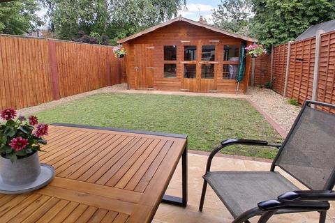 3 bedroom semi-detached house for sale, Wilton Road, Gloucester, Gloucestershire, GL1