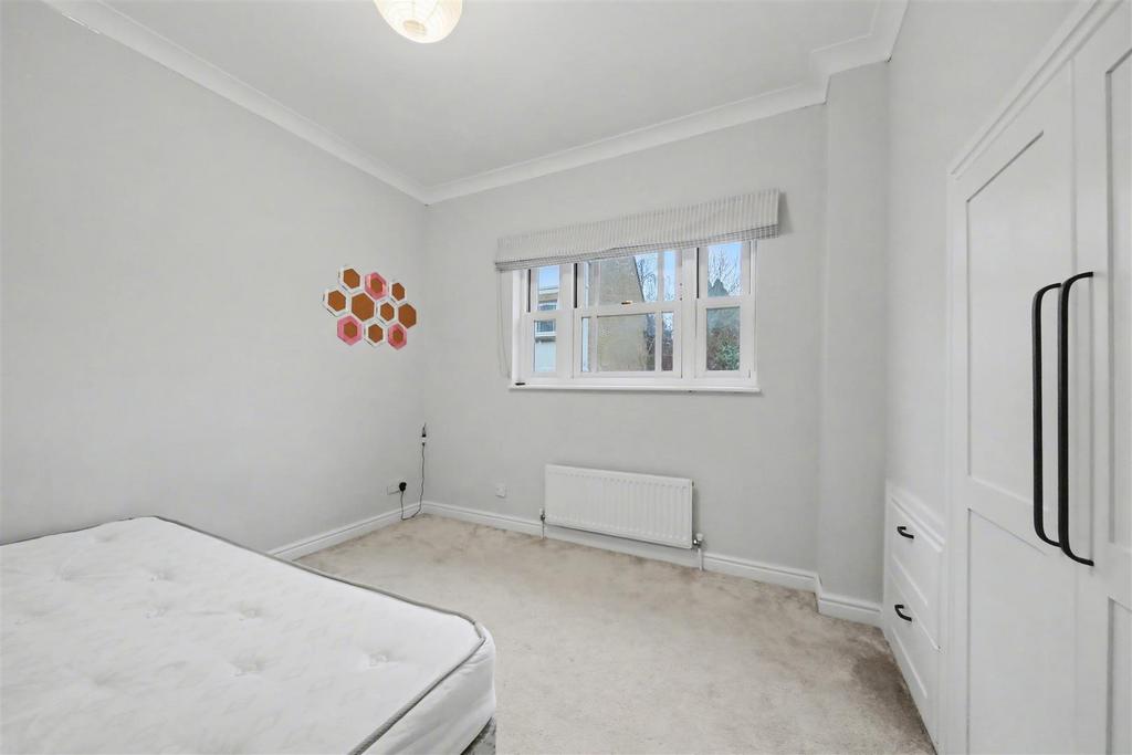 Bedroom 3.jpg