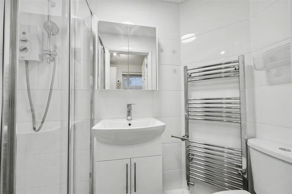 Annexe Shower.jpg