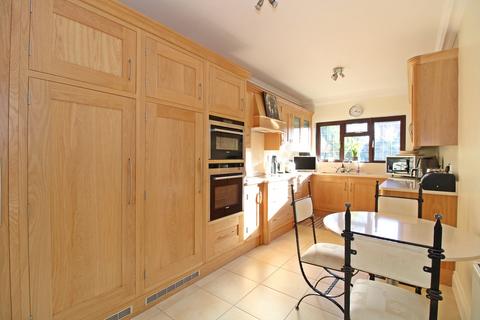 undefined, Overbury Avenue, Beckenham, BR3