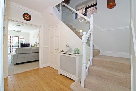 undefined, Overbury Avenue, Beckenham, BR3